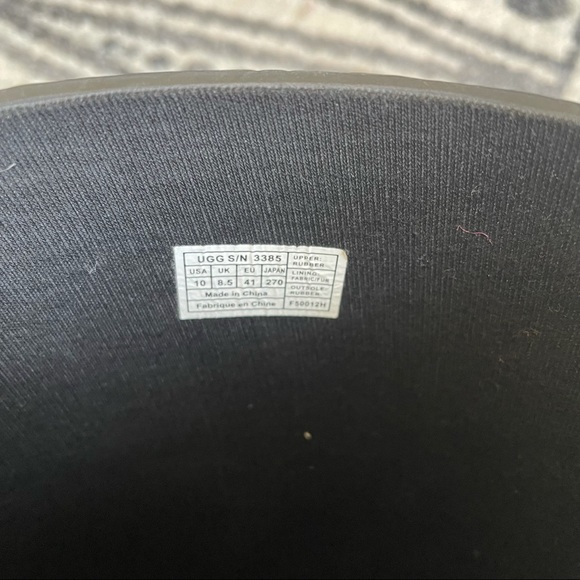 Ugg Rainboots! - Picture 4 of 11